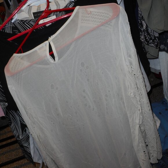 CHICO'S, women's long sleeve tunic, sz 3, color - off white, material-very thin - Picture 2 of 8